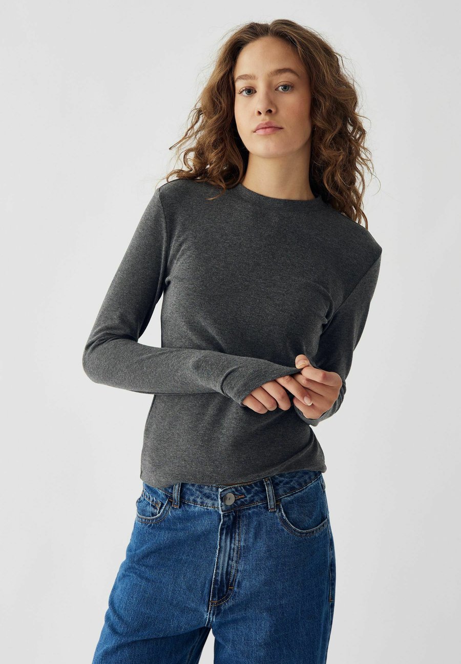 Топ Noella LIDIE, Dark Grey Melange/Dark Grey
Топ Noella LIDIE, Dark Grey Melange/Dark Grey