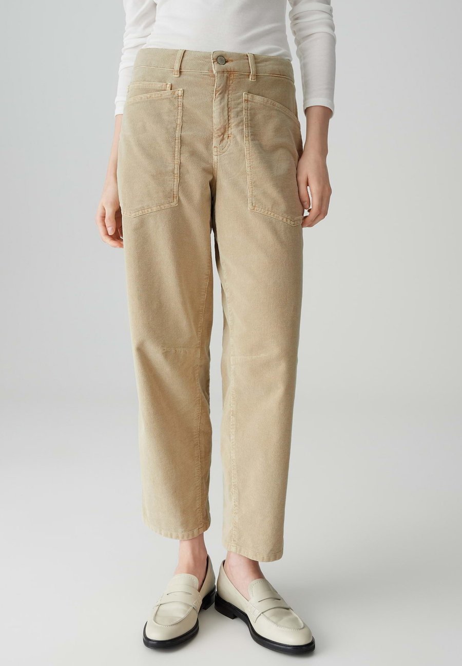 Брюки OPUS PANTS MID RISE BARREL FIT, Macadamia/Beige
Брюки OPUS PANTS MID RISE BARREL FIT, Macadamia/Beige