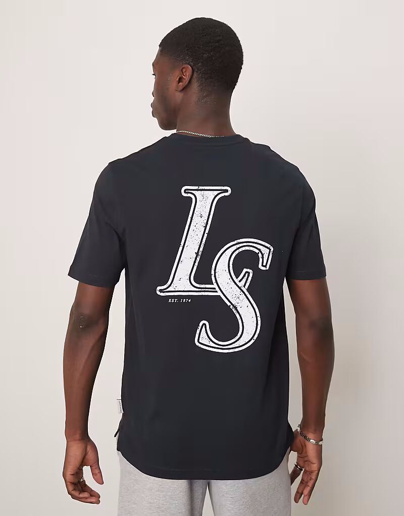 Футболка с графическим принтом Lyle & Scott Emblem темно-синего цвета
Футболка с графическим принтом Lyle & Scott Emblem темно-синего цвета