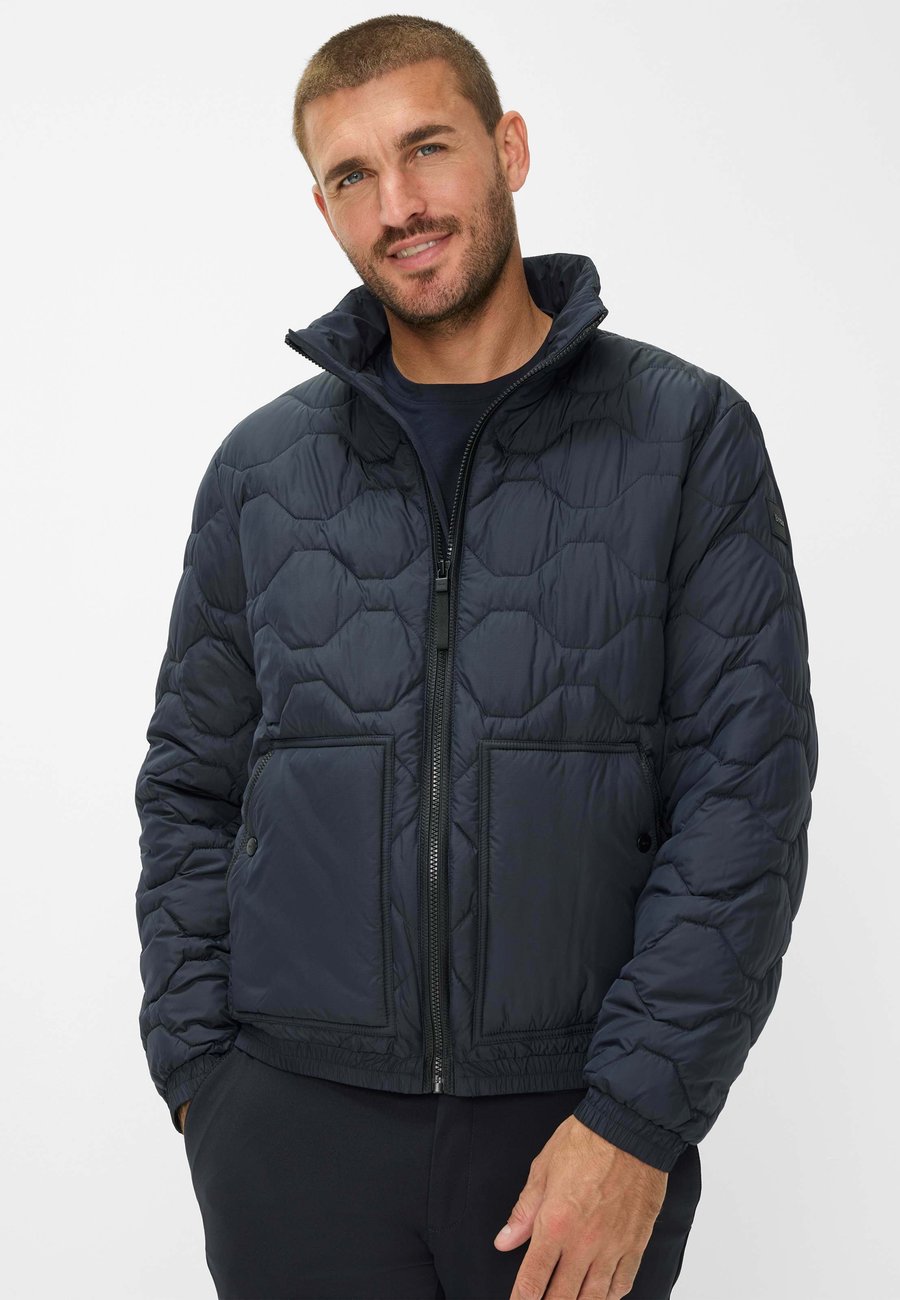 Куртка BRAX Winter jacket, Navy/Dark Blue
Куртка BRAX Winter jacket, Navy/Dark Blue