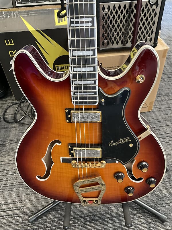 Электрогитара Hagstrom Viking II 2022 - Vintage Sunburst 67’
Электрогитара Hagstrom Viking II 2022 - Vintage Sunburst 67’