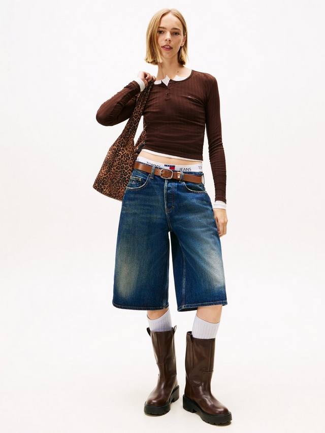 Шорты джинсовые Charlie Loose Fit Tommy Hilfiger
Шорты джинсовые Charlie Loose Fit Tommy Hilfiger