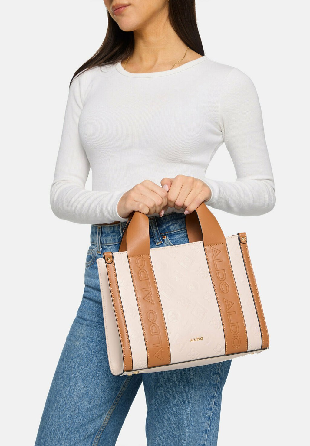 Сумка QIANWANN ALDO, белый
Сумка QIANWANN ALDO, белый