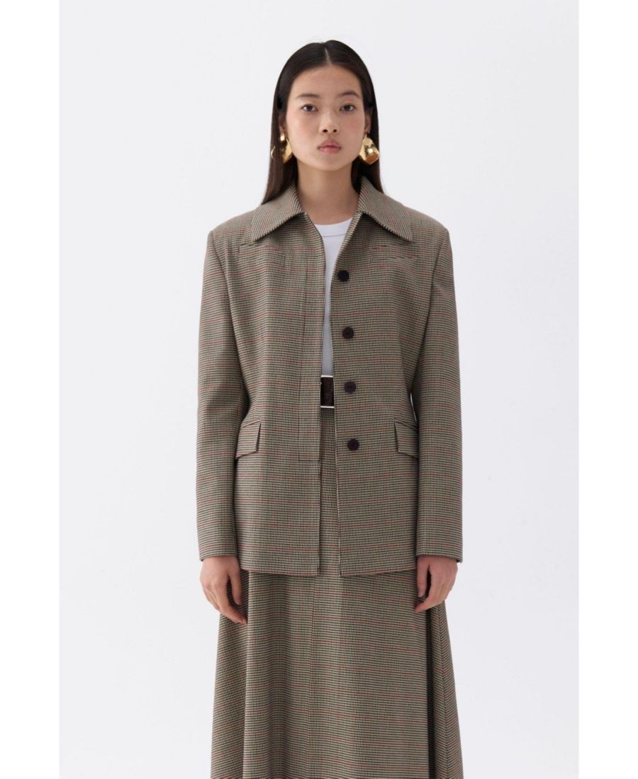 Женская клетчатая куртка с подплечниками NOCTURNE, Multi-colored
Женская клетчатая куртка с подплечниками NOCTURNE, Multi-colored