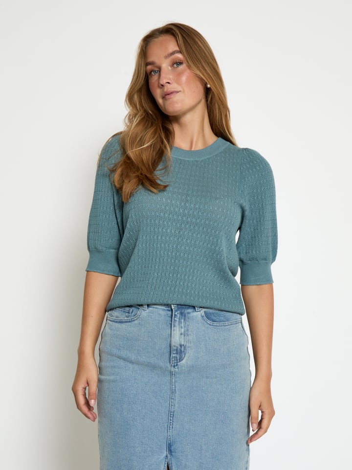 Свитер дымчато-синего цвета Peppercorn
Свитер дымчато-синего цвета Peppercorn