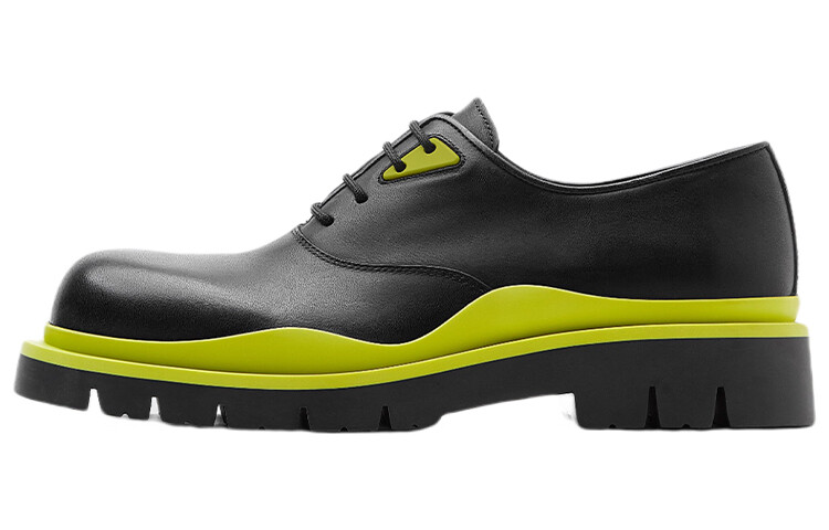 Мужские ботинки Bottega Veneta кожаные, черно-зеленый
Мужские ботинки Bottega Veneta кожаные, черно-зеленый