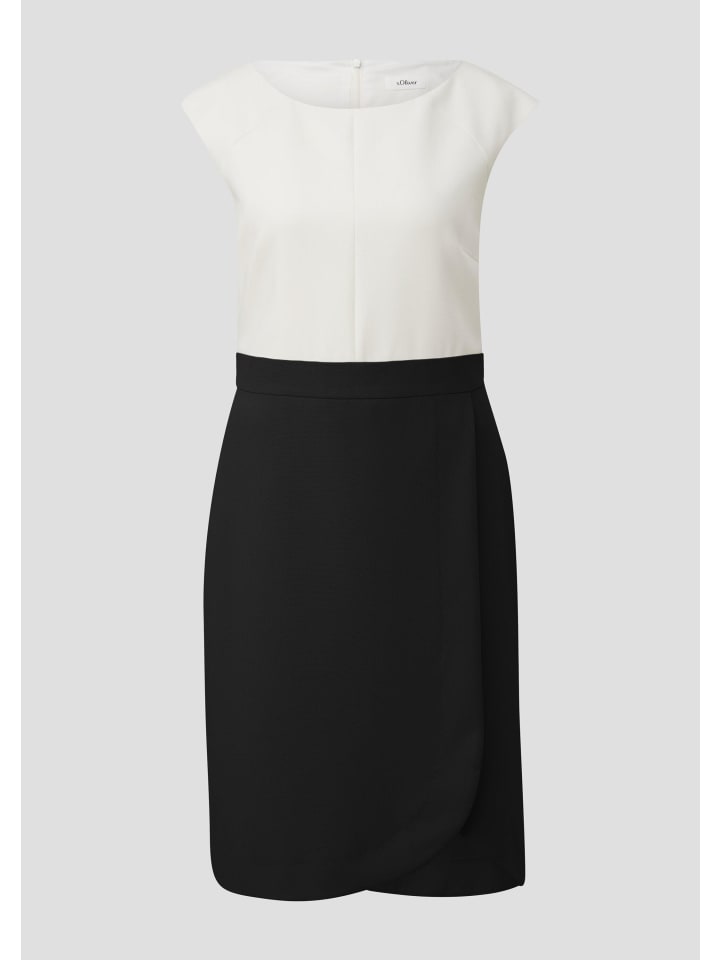 Платье в цвете 9999_черный s.Oliver
Платье в цвете 9999_черный s.Oliver