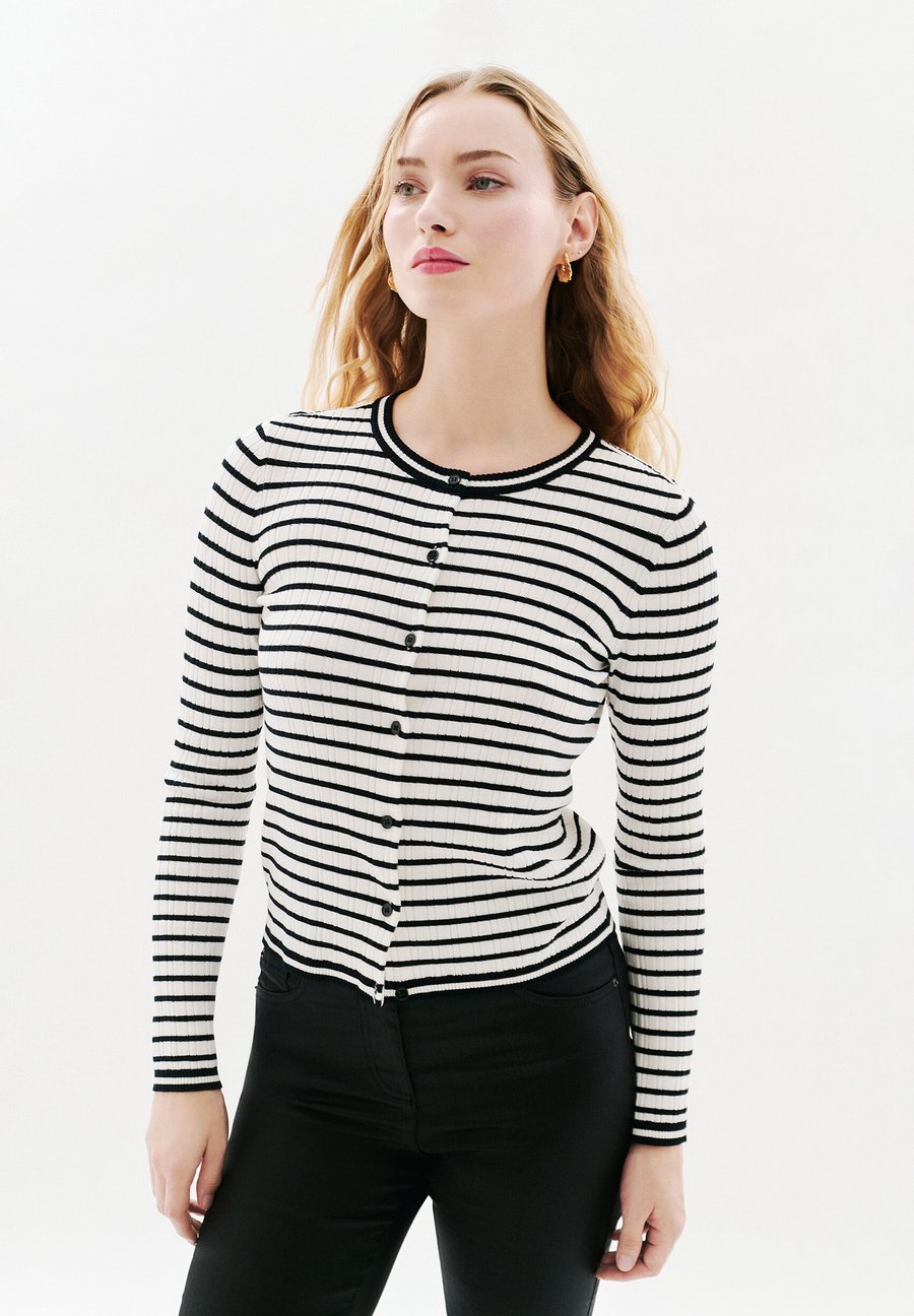 Кардиган Caroll Cardigan, Noir/Black
Кардиган Caroll Cardigan, Noir/Black