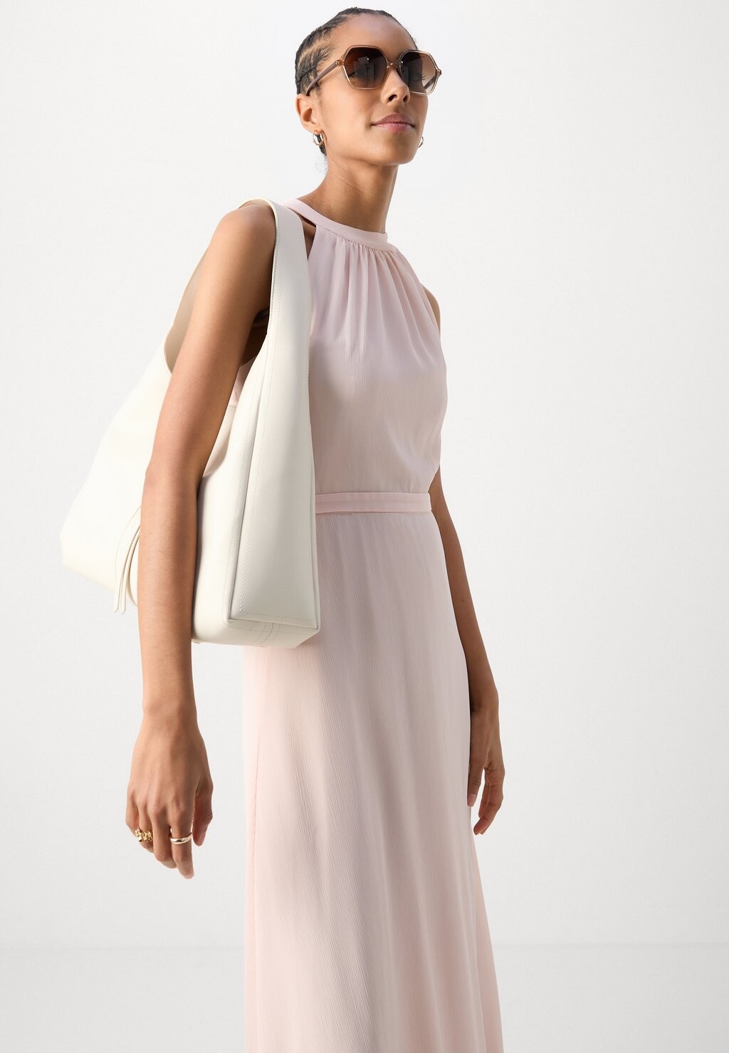 Вечернее платье Anna Field, светло-розовое
Вечернее платье Anna Field, светло-розовое