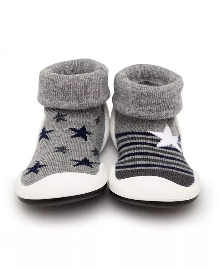 Дышащие моющиеся нескользящие туфли-носки для мальчиков-младенцев со звездами и полосками - серые Komuello, серый
Дышащие моющиеся нескользящие туфли-носки для мальчиков-младенцев со звездами и полосками - серые Komuello, серый