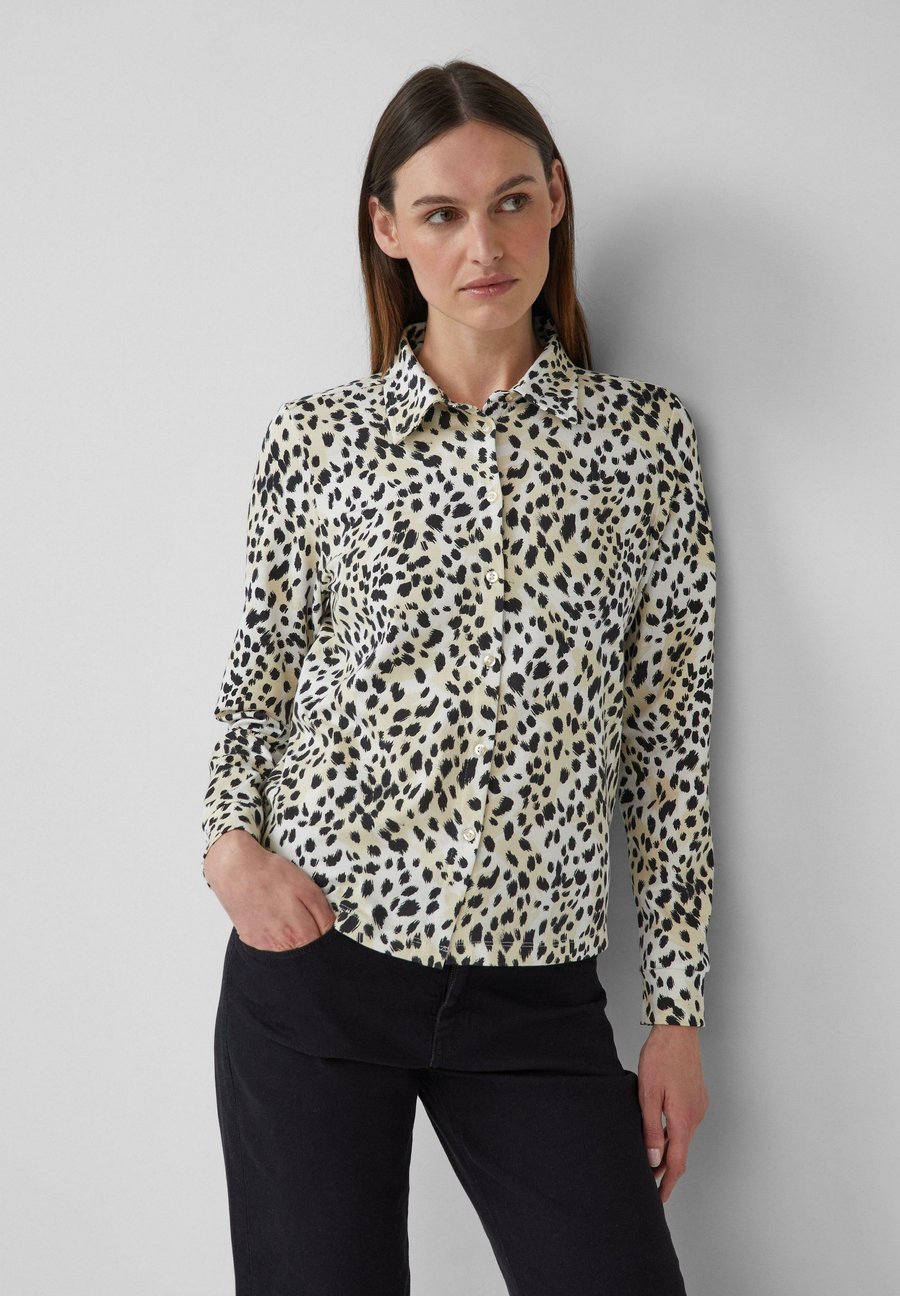 Блуза s.Oliver Button-down blouse, Ecru/Off-White
Блуза s.Oliver Button-down blouse, Ecru/Off-White