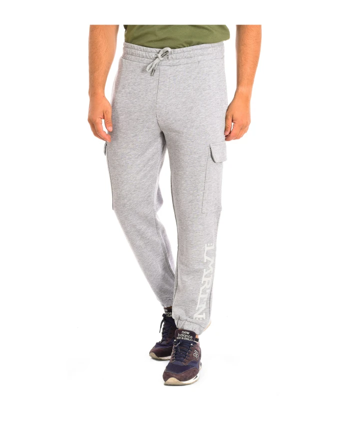 Удобные и универсальные спортивные брюки для джоггеров. La Martina, серый
Удобные и универсальные спортивные брюки для джоггеров. La Martina, серый