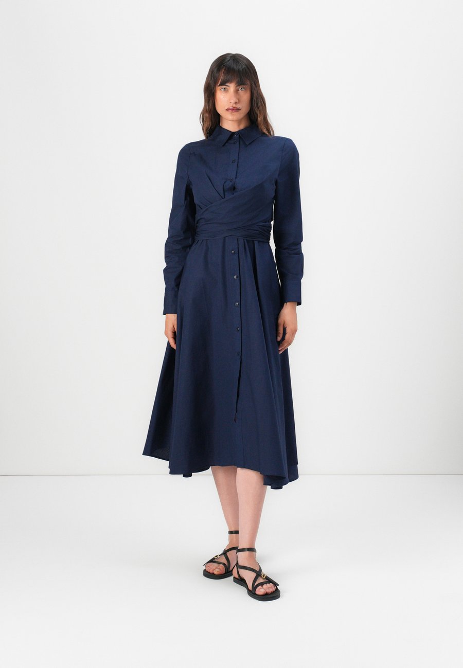 Платье Ted Baker ELLISIA, Navy/Dark Blue
Платье Ted Baker ELLISIA, Navy/Dark Blue