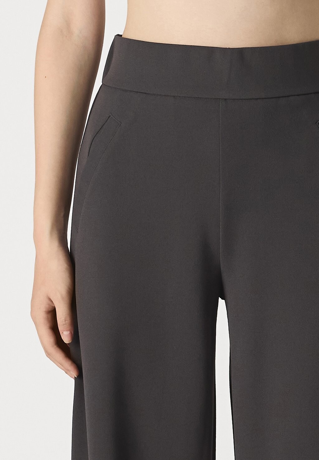 Тканевые брюки JDYLOUISVILLE CATIA WIDE PANT JDY, темно-серый
Тканевые брюки JDYLOUISVILLE CATIA WIDE PANT JDY, темно-серый