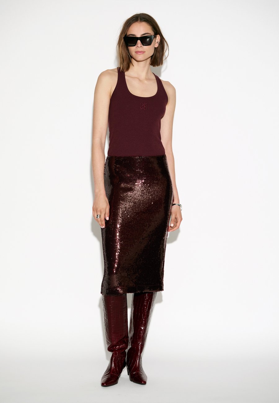 Юбка Dante6 BRONYA SEQUINS, Red/Bordeaux
Юбка Dante6 BRONYA SEQUINS, Red/Bordeaux