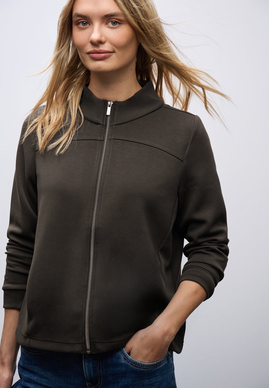 Толстовка Street One Zip-up sweatshirt, Braun/Dark Brown
Толстовка Street One Zip-up sweatshirt, Braun/Dark Brown