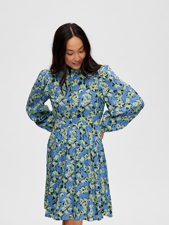 Платье SELECTED FEMME Jana, светло-синий
Платье SELECTED FEMME Jana, светло-синий