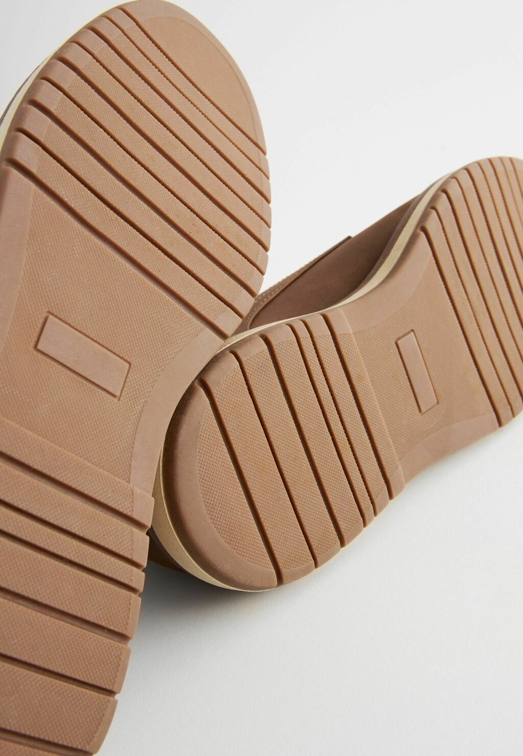 Ботильоны на шнуровке SPORTS Next, коричневый
Ботильоны на шнуровке SPORTS Next, коричневый