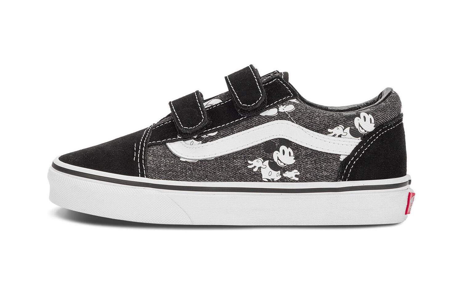 Детская обувь для скейтбординга Vans Old Skool BP, black
Детская обувь для скейтбординга Vans Old Skool BP, black