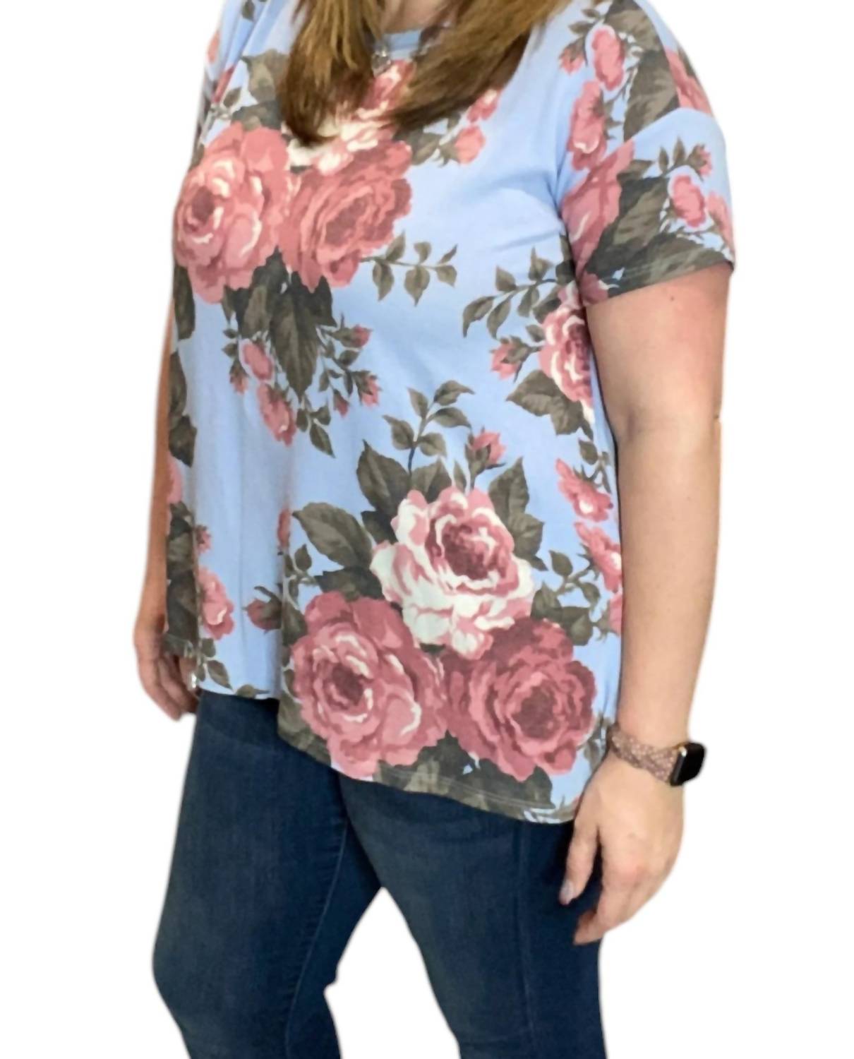 Футболка с цветочным принтом Sharkbite светло-голубого цвета honeyme
Футболка с цветочным принтом Sharkbite светло-голубого цвета honeyme