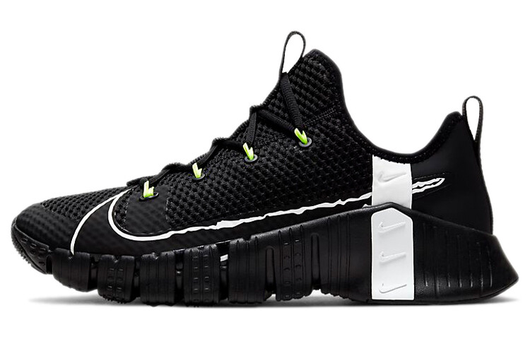 Кроссовки Nike Free Metcon Мужчины
Кроссовки Nike Free Metcon Мужчины