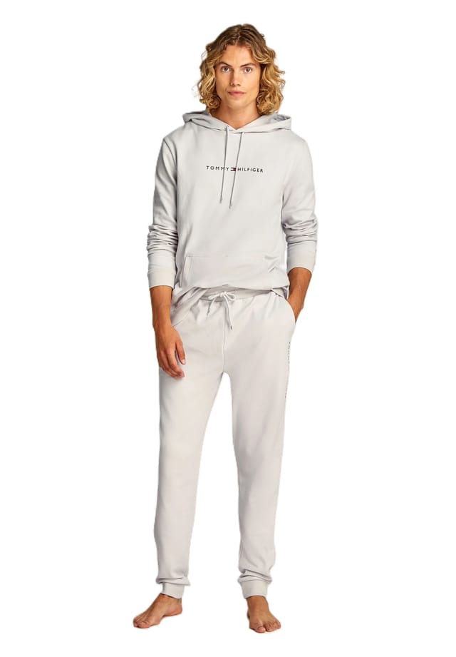 Оригинальные брюки для дома с диагональными карманами Tommy Hilfiger, цвет psu light cast
Оригинальные брюки для дома с диагональными карманами Tommy Hilfiger, цвет psu light cast