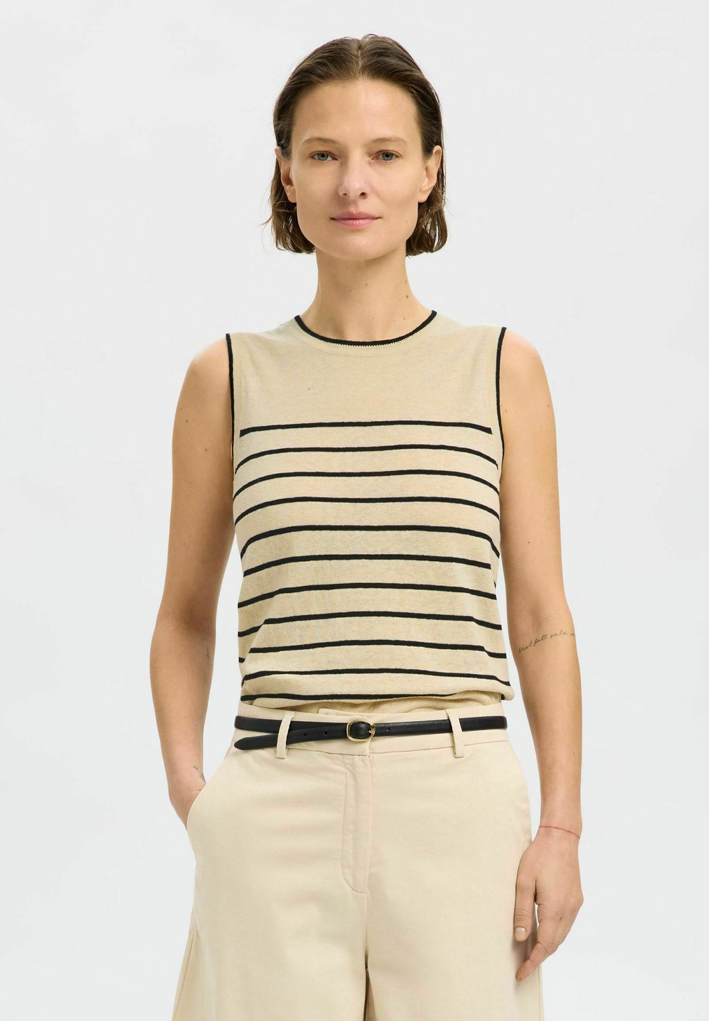 Топ Selected Femme, белый
Топ Selected Femme, белый