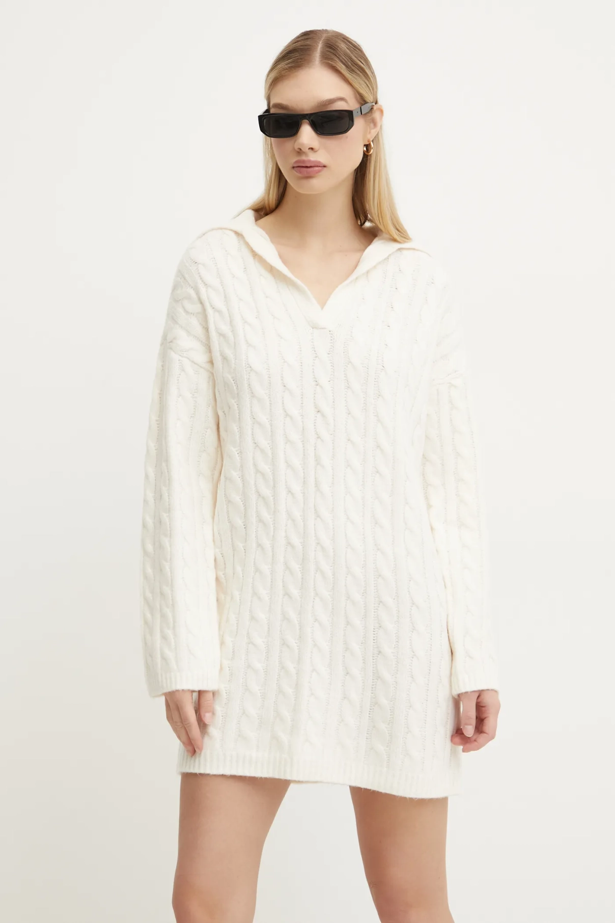 Платье с добавлением шерсти Abercrombie & Fitch, бежевый
Платье с добавлением шерсти Abercrombie & Fitch, бежевый