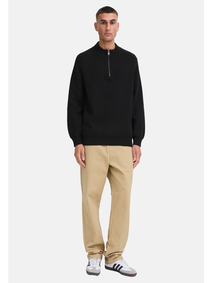 Свитер Сильвестр черного цвета !SOLID
Свитер Сильвестр черного цвета !SOLID