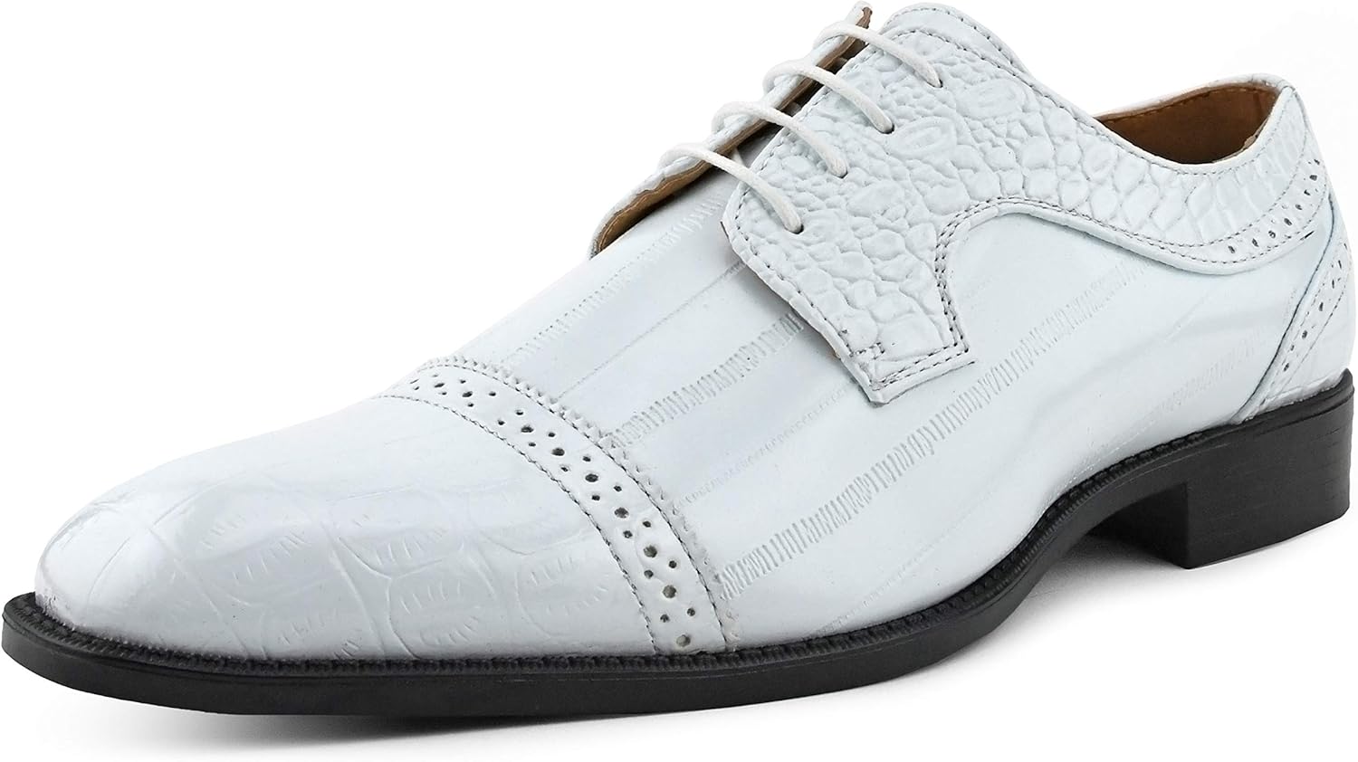 Мужские оксфорды с мыском под крокодиловую кожу Bolano Dallas, белый
Мужские оксфорды с мыском под крокодиловую кожу Bolano Dallas, белый