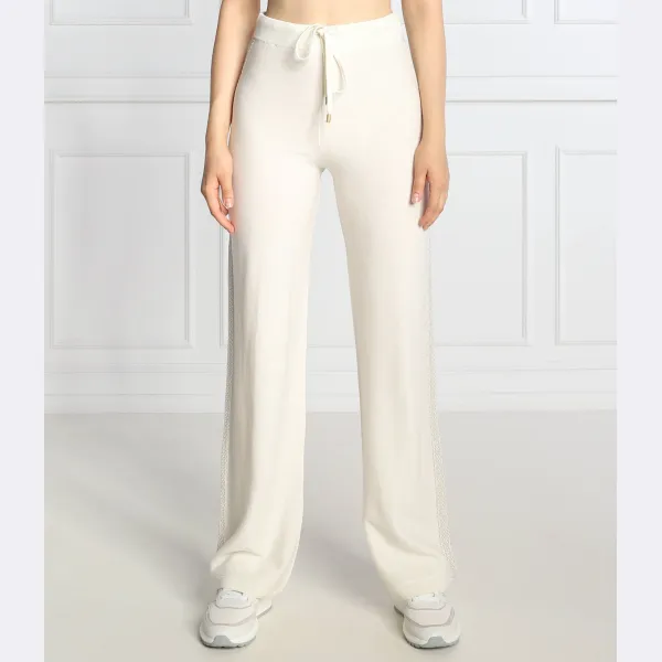 Шерстяные трикотажные брюки свободного кроя с добавлением шелка и кашемира Peserico, бежевый
Шерстяные трикотажные брюки свободного кроя с добавлением шелка и кашемира Peserico, бежевый