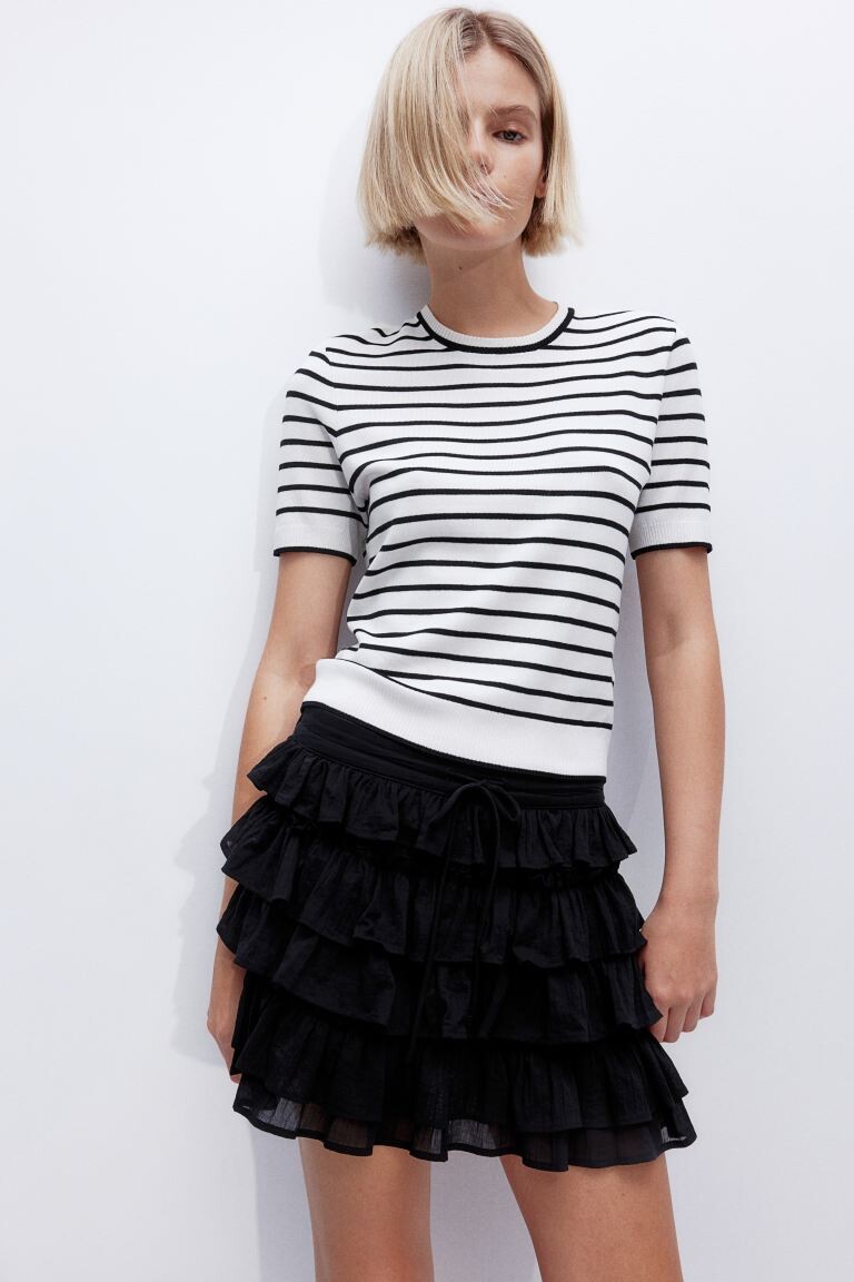 Футболка тонкой вязки H&M, бежевый
Футболка тонкой вязки H&M, бежевый