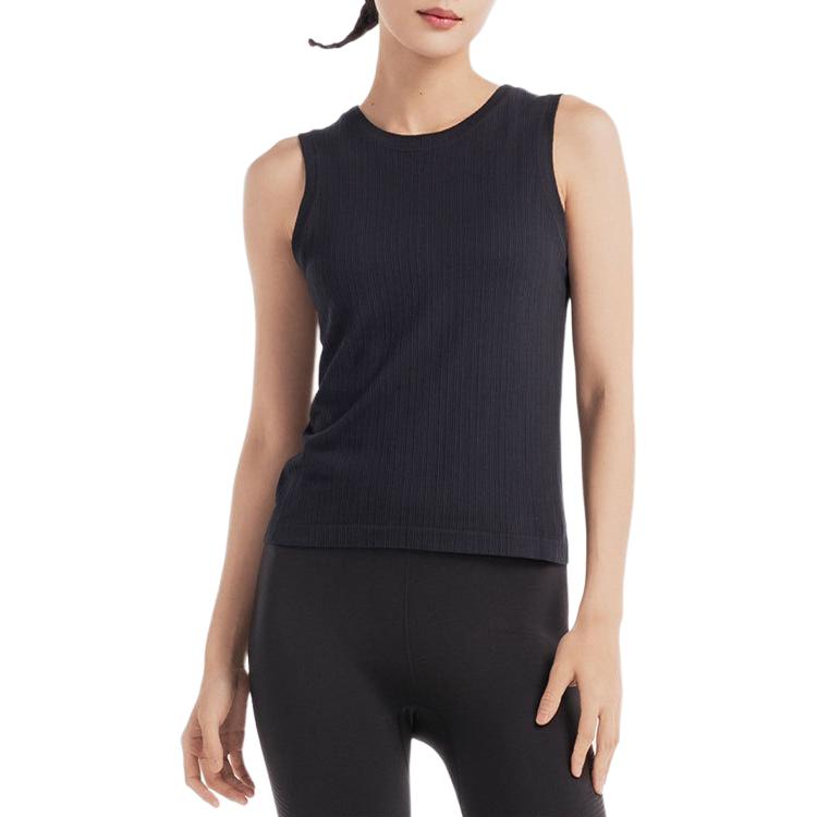 Топ женский черный DECATHLON
Топ женский черный DECATHLON