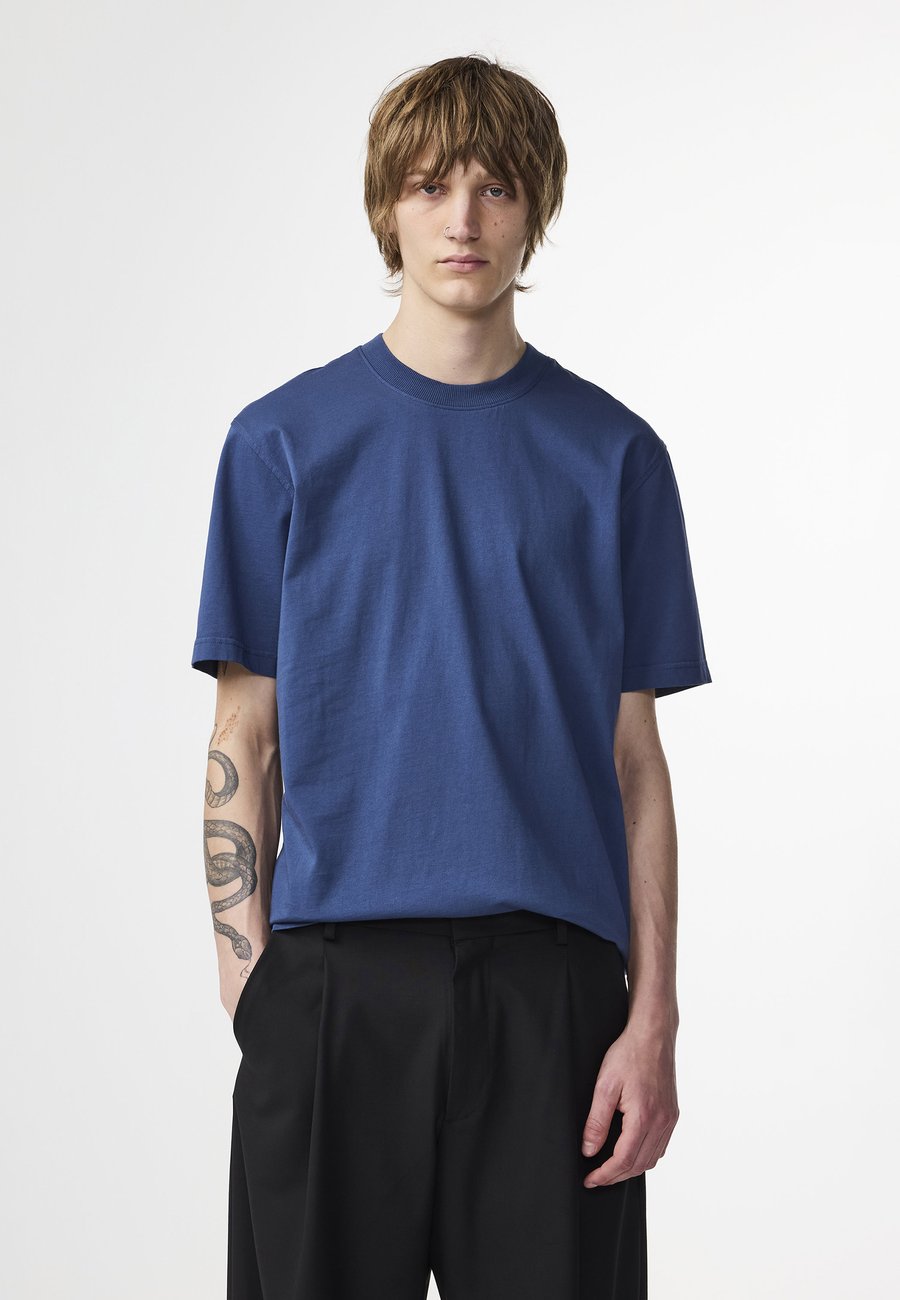 Футболка NN.07 ADAM , Denim Blue/Blue
Футболка NN.07 ADAM , Denim Blue/Blue