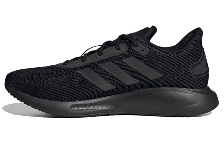 Мужские беговые кроссовки Adidas Galaxar
Мужские беговые кроссовки Adidas Galaxar