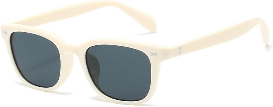 Солнцезащитные очки Jelly Color с прозрачным экраном UV400 и заклепками в стиле панк для женщин и мужчин, для занятий спортом на открытом воздухе и путешествий UYPTK, Beige Black
Солнцезащитные очки Jelly Color с прозрачным экраном UV400 и заклепками в стиле панк для женщин и мужчин, для занятий спортом на открытом воздухе и путешествий UYPTK, Beige Black