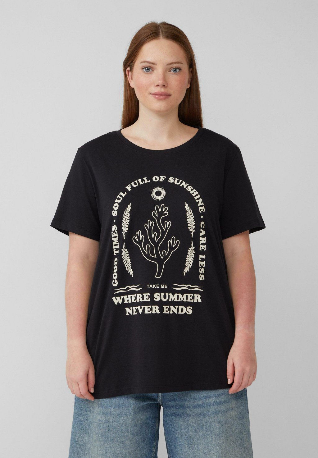 Футболка с принтом QS, черный
Футболка с принтом QS, черный