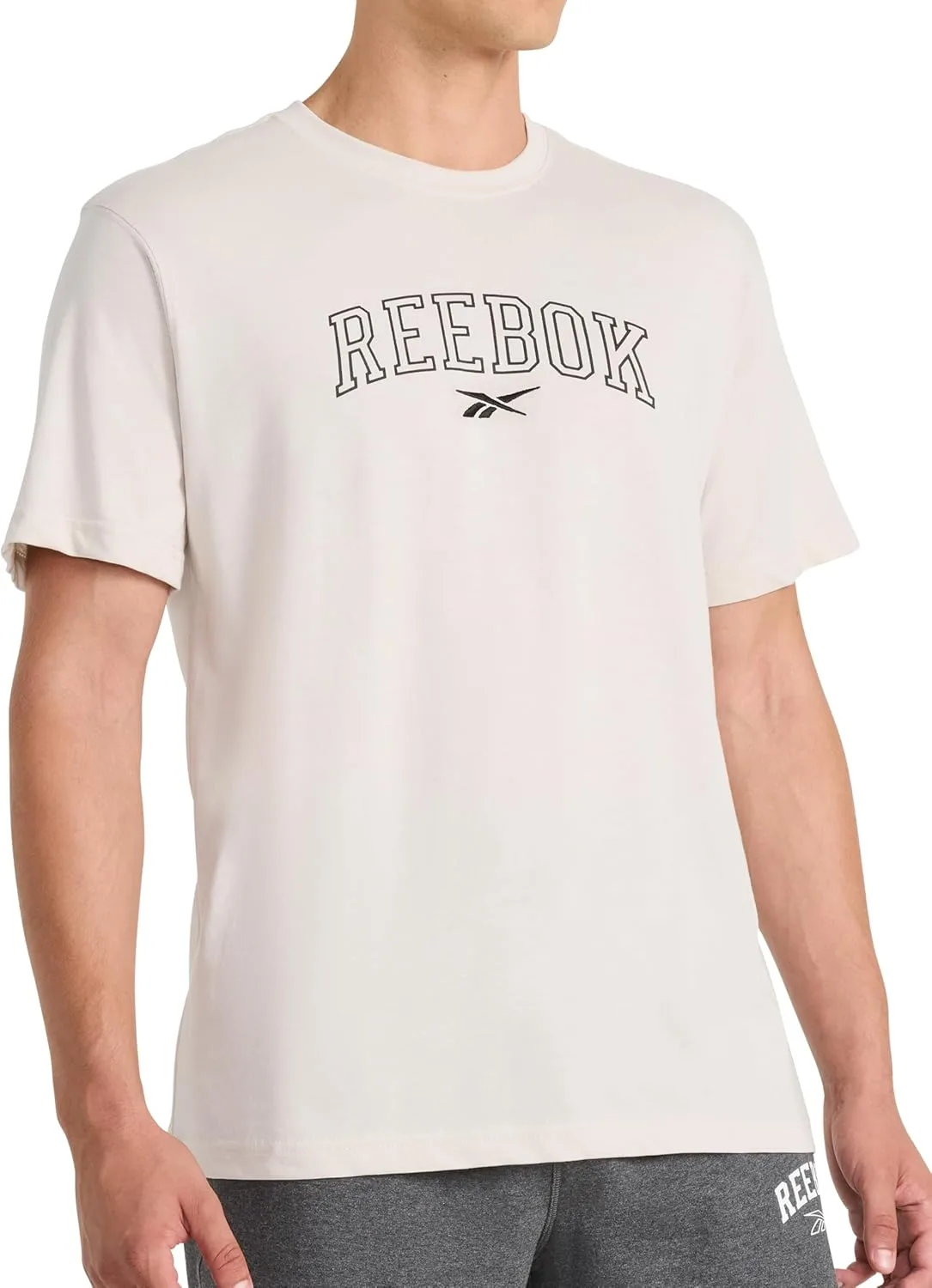 Футболка Reebok Kickoff, стандартный крой, легкая ткань из хлопка и полиэстера
Футболка Reebok Kickoff, стандартный крой, легкая ткань из хлопка и полиэстера