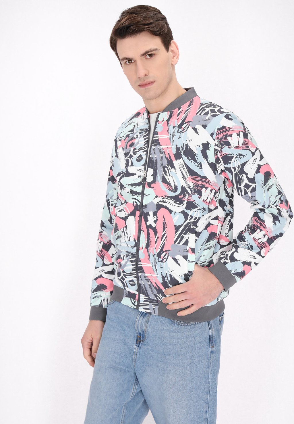 Куртка-бомбер Mo, мультиколор
Куртка-бомбер Mo, мультиколор