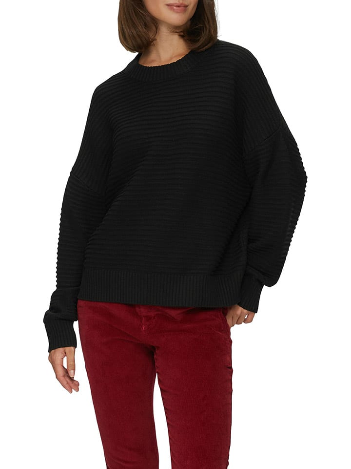 Пуловер s.Oliver, черный
Пуловер s.Oliver, черный