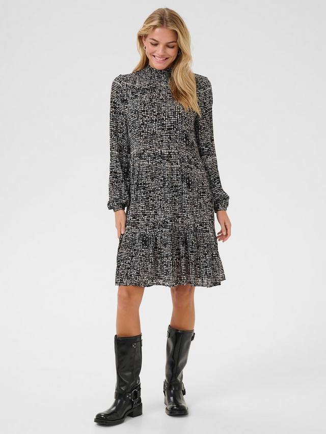 Абстрактное платье riani янтарного цвета KAFFE, цвет Black/Turtledove
Абстрактное платье riani янтарного цвета KAFFE, цвет Black/Turtledove