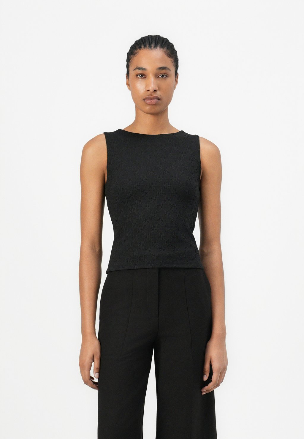 Топ DAIRONI HUGO, черный
Топ DAIRONI HUGO, черный