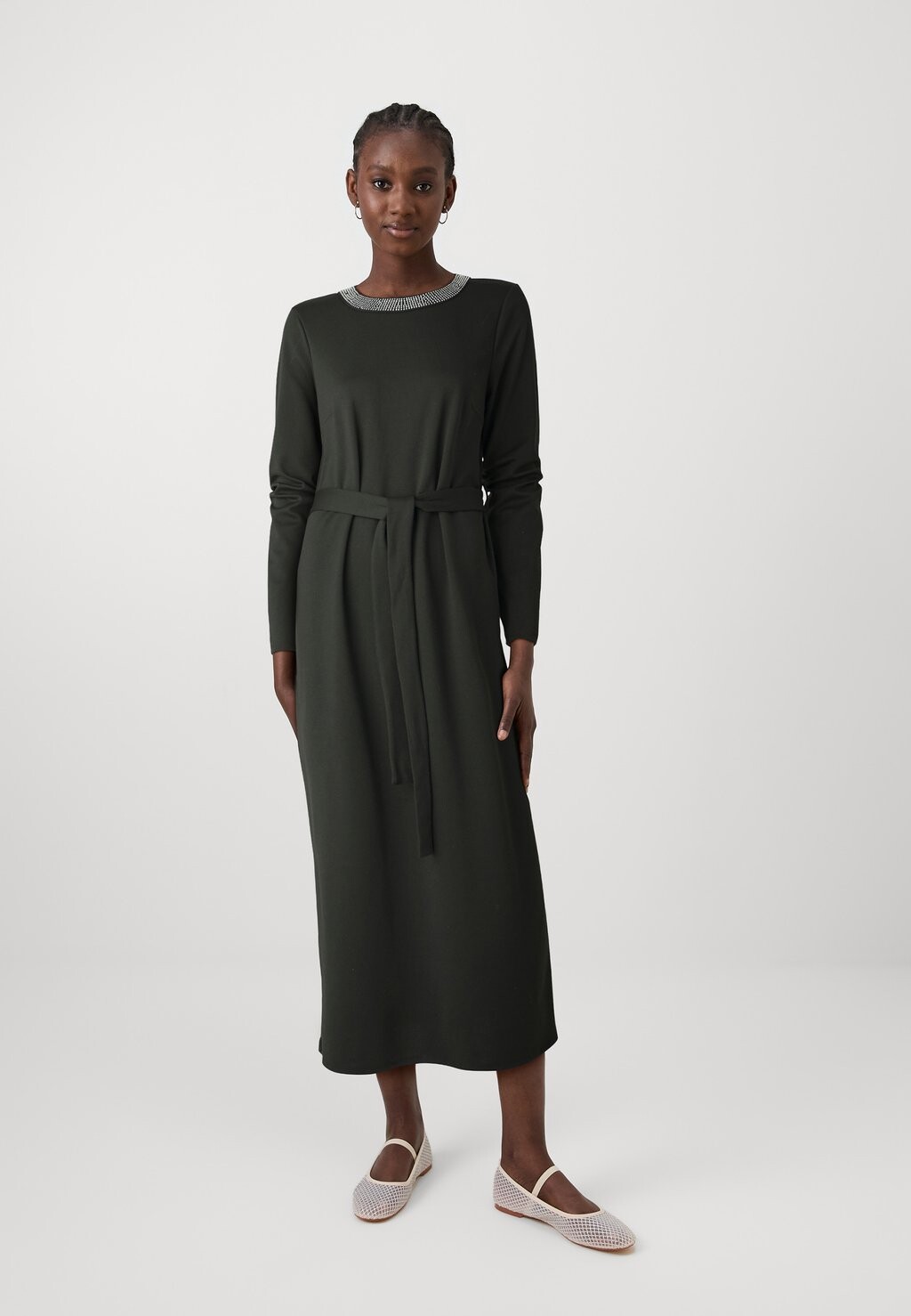 Вечернее платье VILIS STONE ONECK ANKELI DRESS VILA, черный
Вечернее платье VILIS STONE ONECK ANKELI DRESS VILA, черный