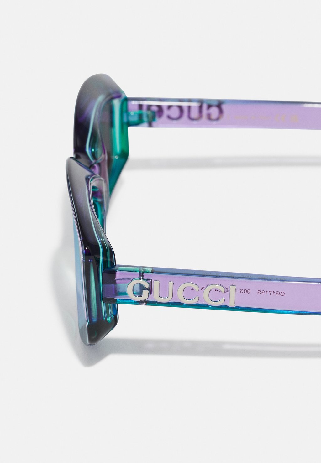 Солнцезащитные очки Gucci, фиолетовый
Солнцезащитные очки Gucci, фиолетовый