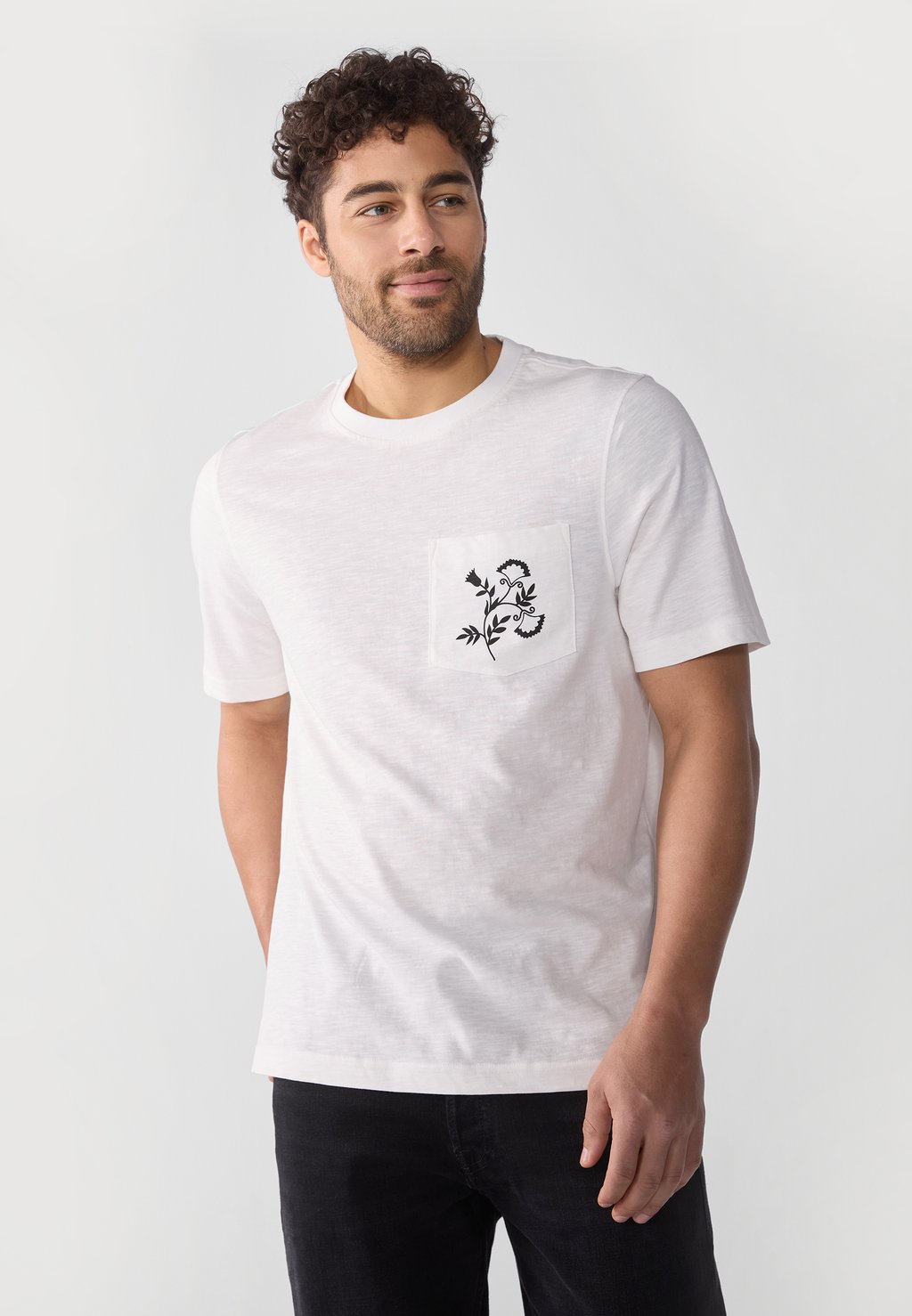 Футболка с принтом Pier One by Zalando, кремовый
Футболка с принтом Pier One by Zalando, кремовый