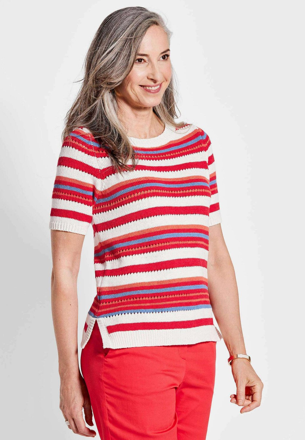 Футболка с принтом GOLDNER, красный
Футболка с принтом GOLDNER, красный