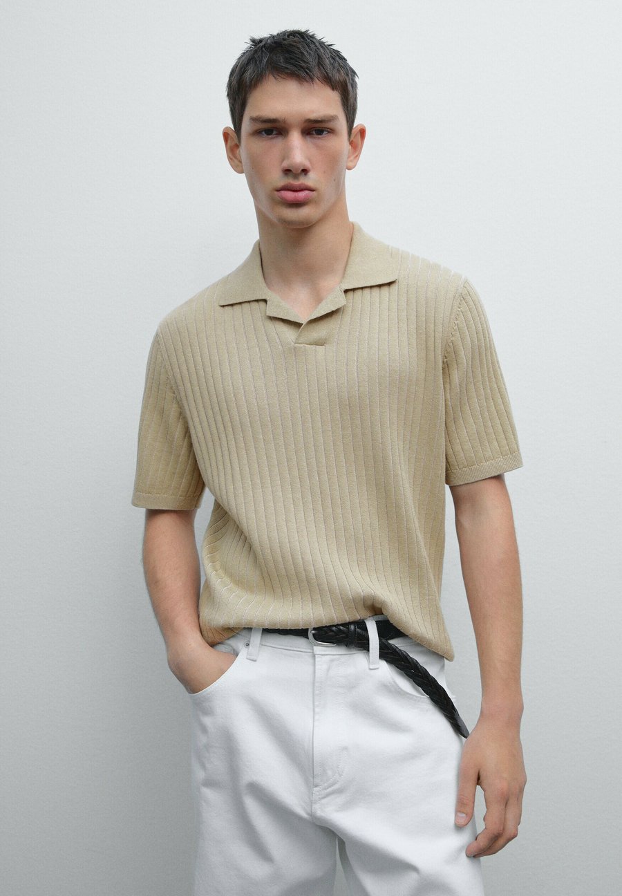 Поло Massimo Dutti RIBBED SHORT SLEEVE, Beige
Поло Massimo Dutti RIBBED SHORT SLEEVE, Beige