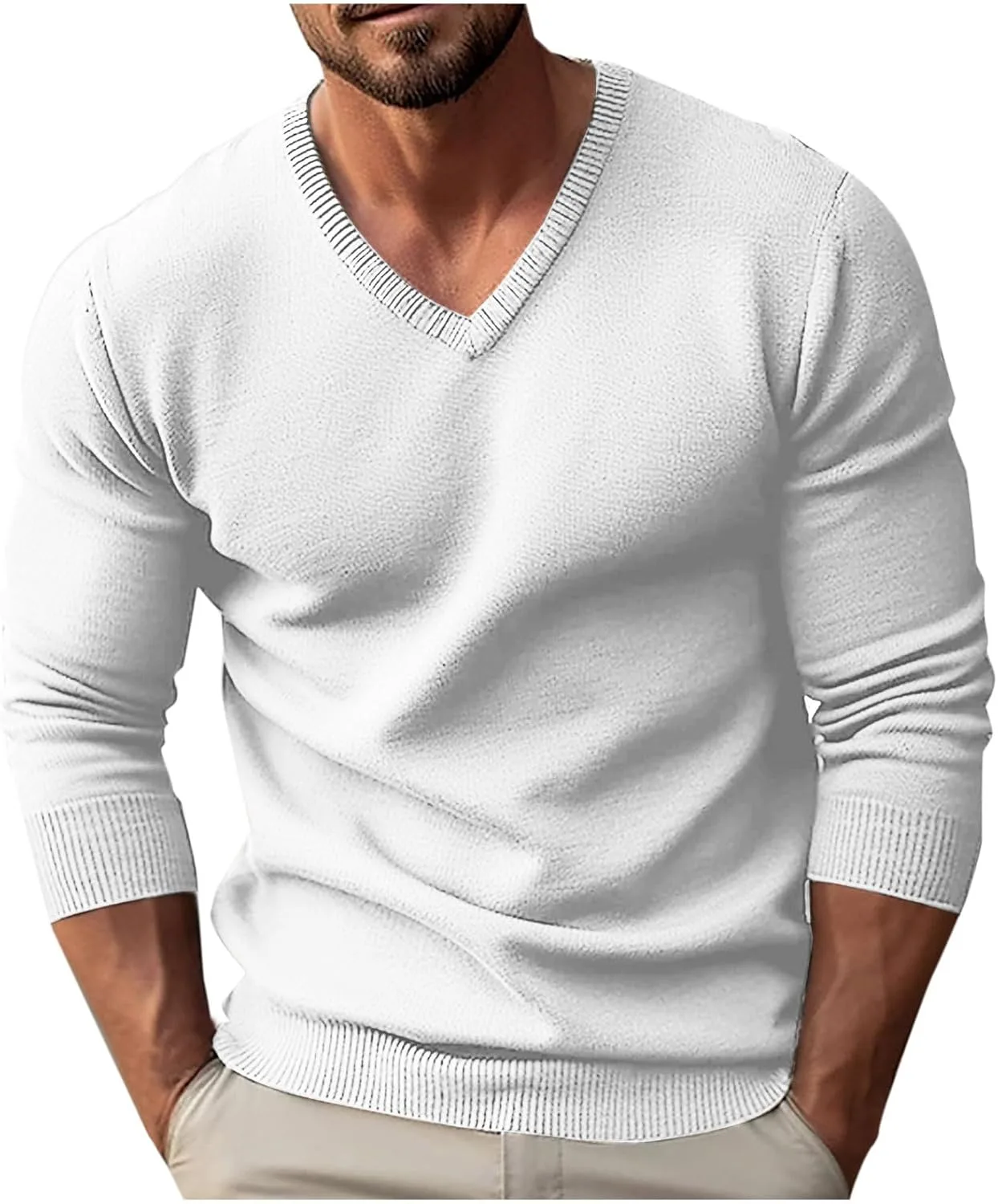 Мужской свитер с V-образным вырезом и длинными рукавами
Мужской свитер с V-образным вырезом и длинными рукавами