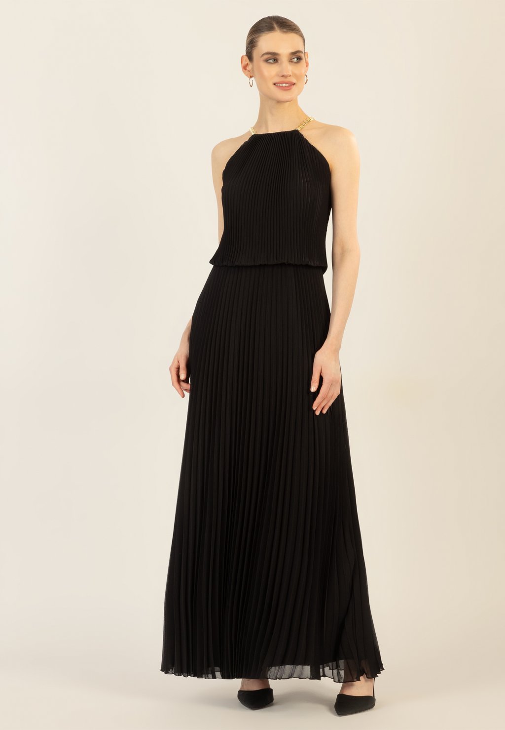 Платье макси PLISSEE Apart, черный
Платье макси PLISSEE Apart, черный
