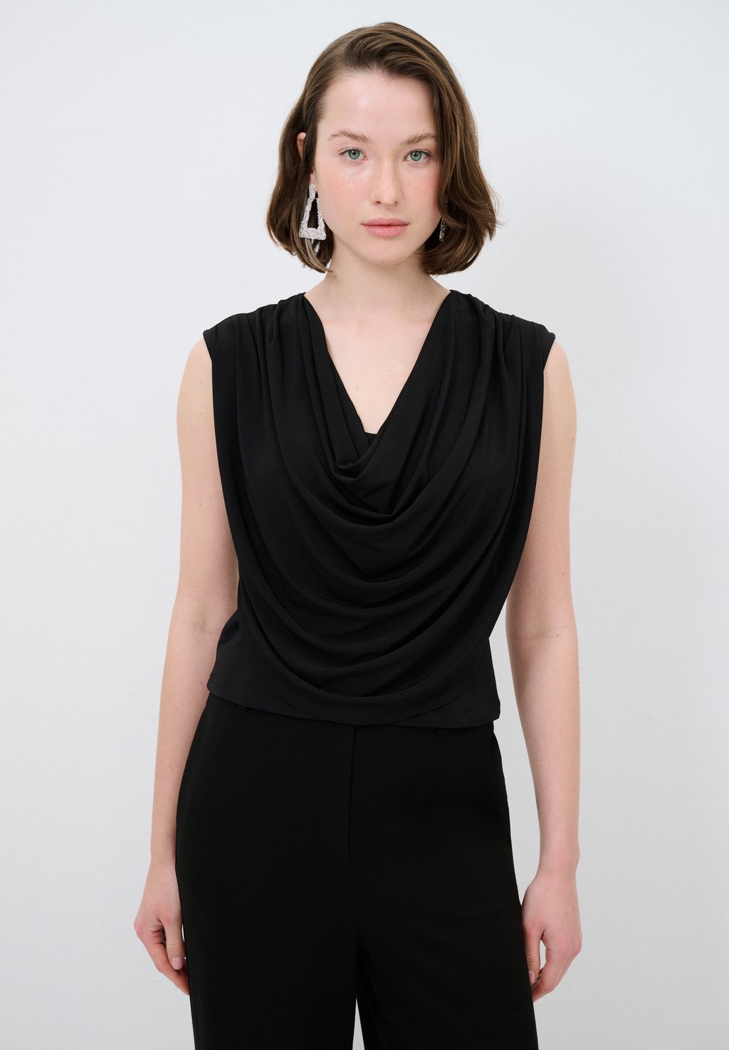 Блуза adL, антрацит
Блуза adL, антрацит